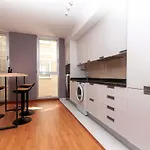 Apartamento Modern 3rd Floor Loft In *