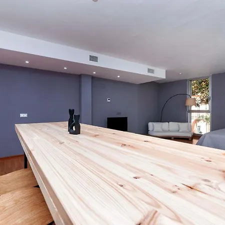 Modern 3rd Floor Loft In Apartament *
